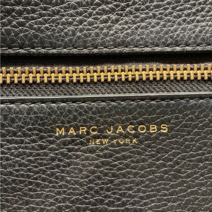 Marc Jacobs Black Pebbled Leather Crossbody Bag - Very Good Condition